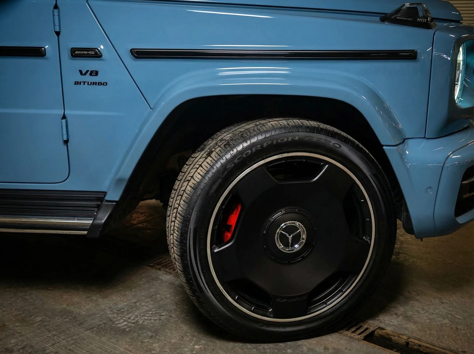 Mercedes-Benz G63 AMG